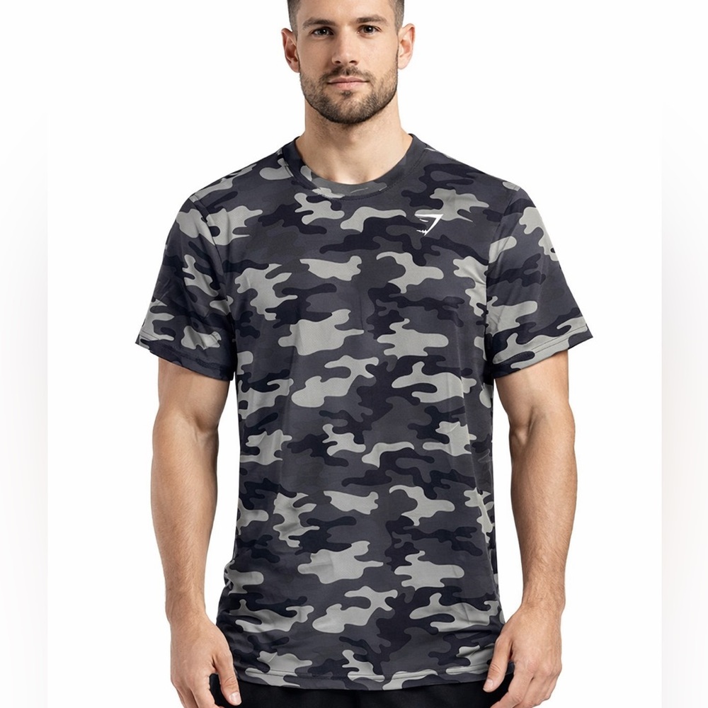 (B51) NEW Gymshark Arrival T-Shirt- Slim fit, Size Small, New in Bag